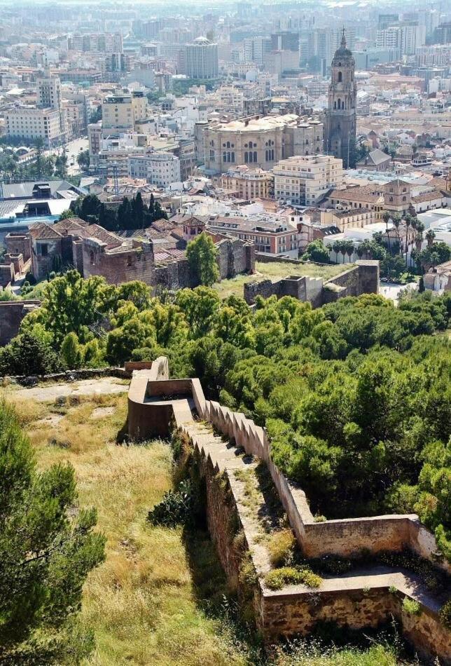말라가 La Bella Escondida Piscina Campo De Golf Solarium Y Parking En Centro Historico 아파트 외부 사진